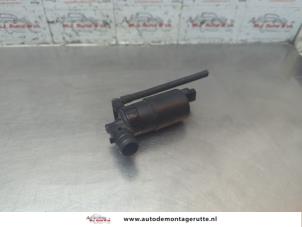 O188980 Gebruikte ruitensproeierpomp voor Toyota Aygo