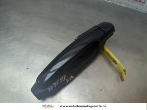 O188985 Gebruikte portiergreep 4deurs links-achter Suzuki Swift