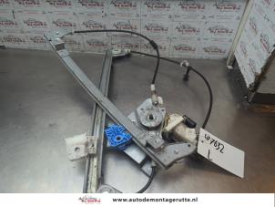 O189025 Gebruikte ruitmechaniek 2deurs links-voor Ford Focus