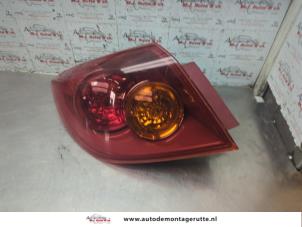 O189049 Gebruikte achterlicht links Mazda 3.