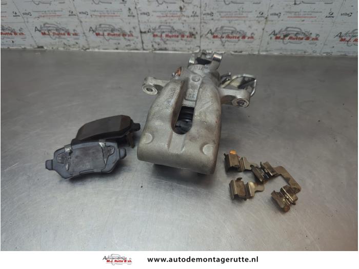 Gebruikte Remklauw (Tang) links-achter Opel Astra O189089