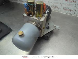 O189117 Gebruikte cabriodak motor Renault Megane