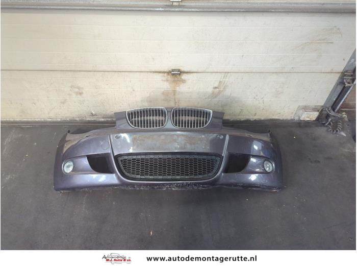 Gebruikte Voorbumper BMW 1-Serie O189121