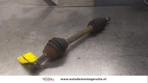 O189168 Gebruikte homokineetas links-voor Ford Fiesta