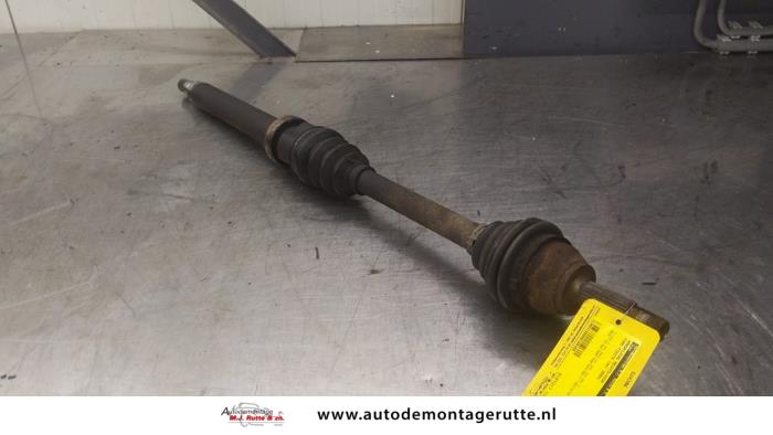 Gebruikte Aandrijfas rechts-voor Ford Fiesta O189169