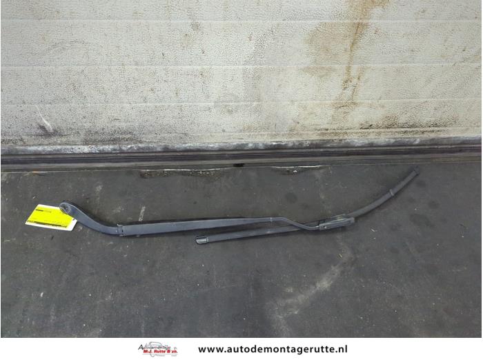 Gebruikte Ruitenwisserarm voor Renault Megane Scenic O189187