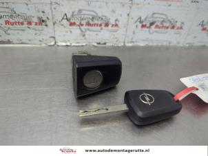O189197 Gebruikte cilinderslot portier links Opel Astra