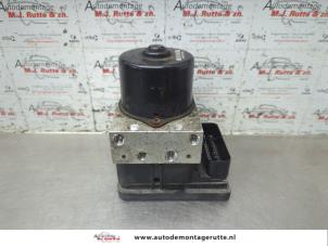 O189201 Gebruikte abs pomp Opel Astra