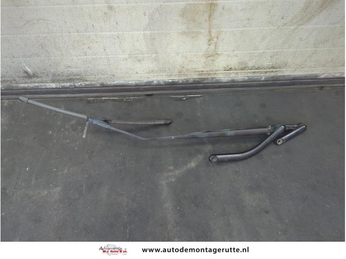 Gebruikte Ruitenwisserarm voor Renault Megane Scenic O189205