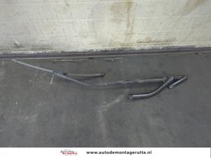 O189205 Gebruikte ruitenwisserarm voor Renault Megane Scenic