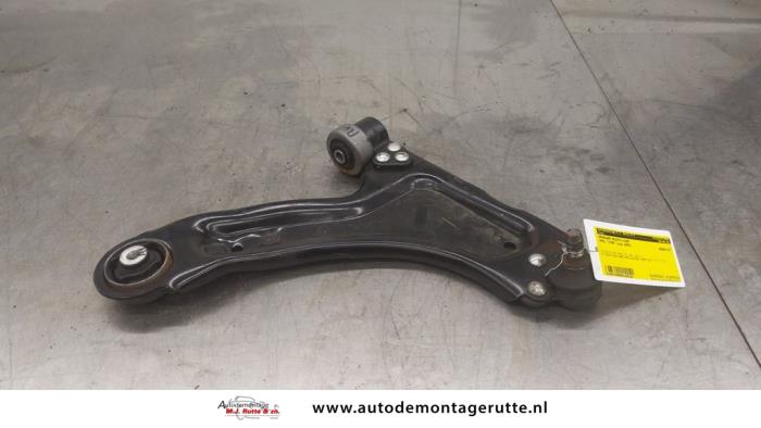 Gebruikte Draagarm rechts-voor Opel Tigra O189230