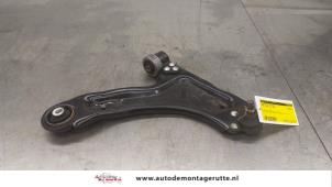 O189230 Gebruikte triangel rechts-voor Opel Tigra