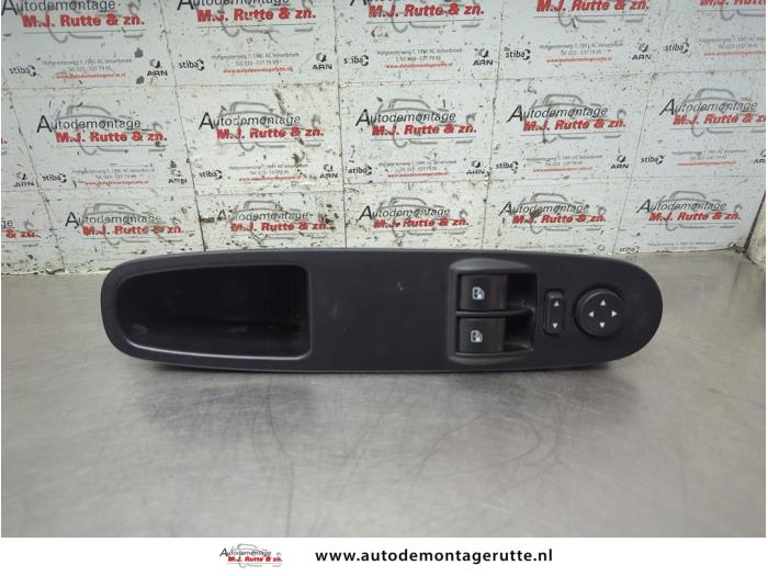 Gebruikte Combischakelaar ramen Fiat Punto O189246