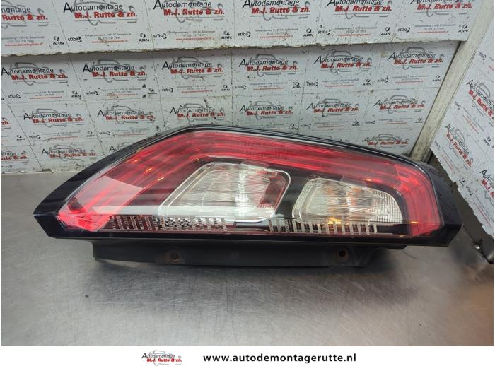Gebruikte Achterlicht links Fiat Punto O189253