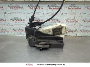 O189262 Gebruikte deurslot mechaniek 4deurs rechts-achter Seat Alhambra