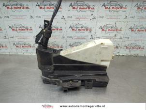 O189271 Gebruikte slotmechaniek portier 4deurs rechts-voor Seat Alhambra