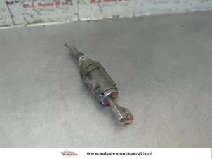 O189325 Gebruikte cilinderslot portier rechts Volkswagen Fox