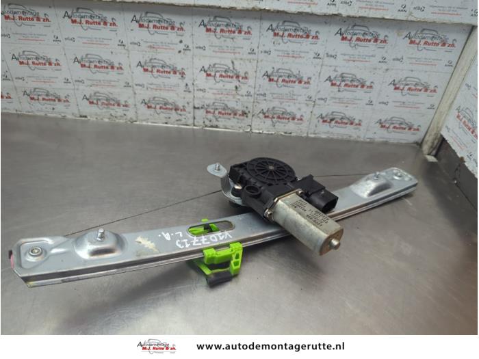 Gebruikte Ruitmechaniek 4Deurs links-achter BMW 3-Serie O189357