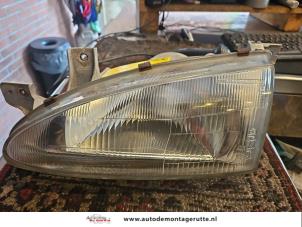 O189367 Gebruikte koplamp links Hyundai Excel