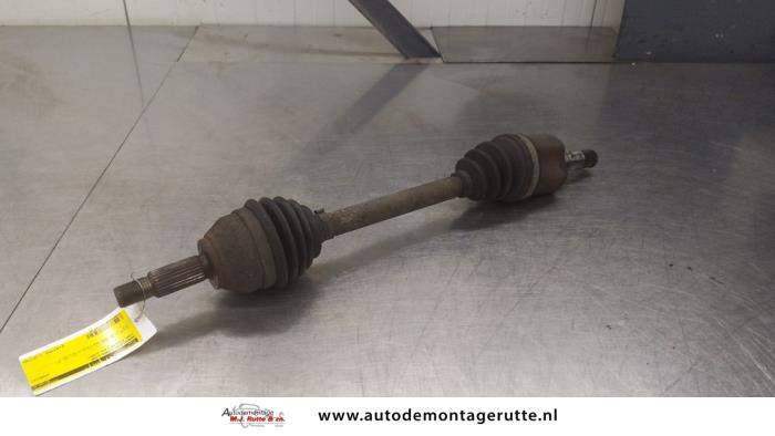Gebruikte Homokineetas links-voor Ford Fiesta O189397