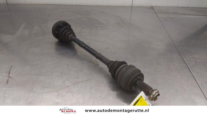 Gebruikte Steekas links-achter BMW 3-Serie O189407