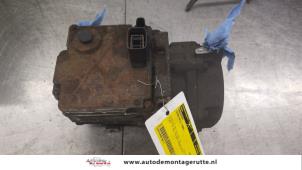 O189445 Gebruikte aircopomp Lexus RX