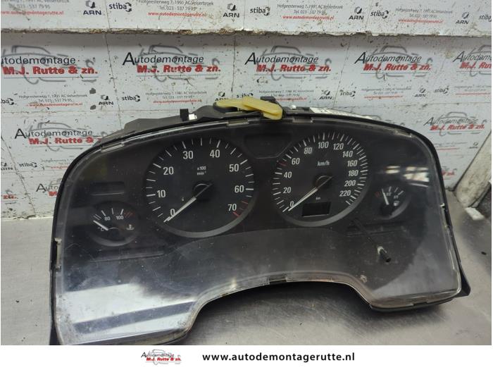 Gebruikte Kilometerteller KM Opel Zafira O189480