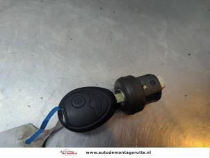 O189495 Gebruikte kontaktslot+sleutel Mini ONE