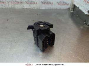 O189496 Gebruikte contactslot schakelaar Mini ONE