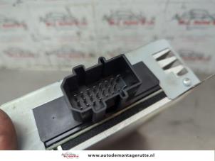 O189513 Gebruikte radio versterker Seat Exeo