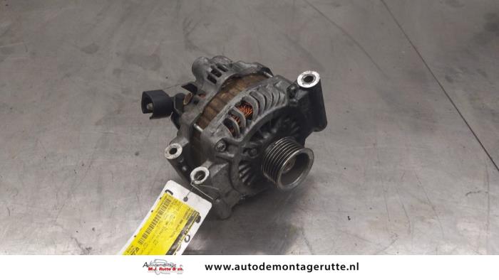 Gebruikte Dynamo Peugeot 308 O189515