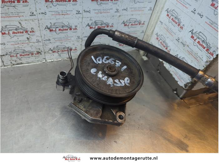 Gebruikte Stuurbekrachtiging Pomp Mercedes E-Klasse O189517