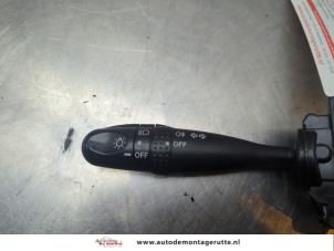 O189528 Gebruikte schakelaar richtingaanwijzer Daihatsu Cuore