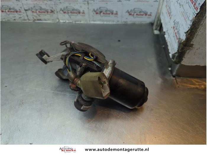 Gebruikte Ruitenwissermotor voor Subaru Forester O189539