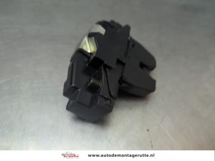 O189559 Gebruikte slotmechaniek achterklep Peugeot 508