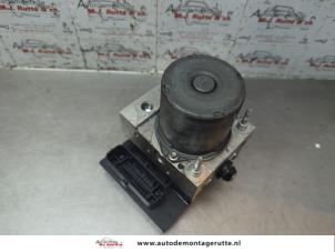 O189563 Gebruikte abs pomp Peugeot 508