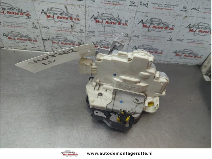 Gebruikte Slotmechaniek Portier 4Deurs links-voor Seat Exeo O189568