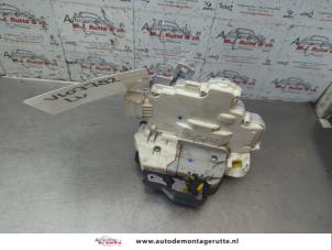 O189568 Gebruikte portierslot mechaniek 4deurs links-voor Seat Exeo