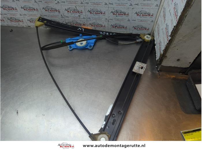 Gebruikte Ruitmechaniek 4Deurs links-voor Seat Exeo O189577