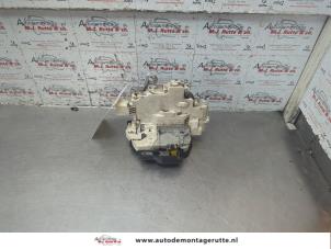 O189580 Gebruikte portierslot mechaniek 4deurs links-achter Seat Exeo