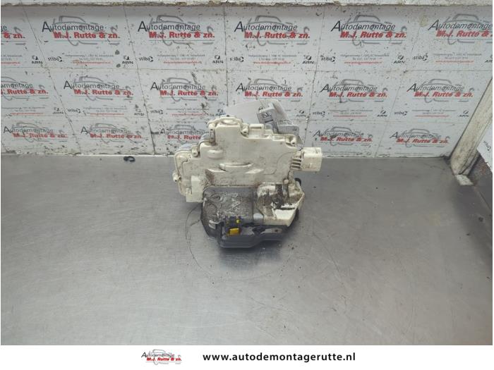 Gebruikte Portierslot Mechaniek 4Deurs rechts-achter Seat Exeo O189581