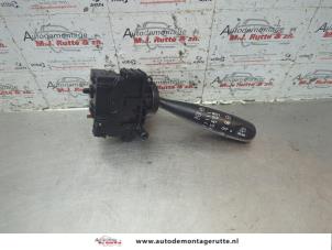 O189599 Gebruikte schakelaar ruitenwisser Daihatsu Cuore