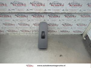 O189601 Gebruikte raam schakelaar elektrisch Mitsubishi Colt