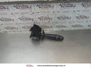 O189618 Gebruikte ruitenwis schakelaar Renault Twingo