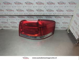 O189633 Gebruikte achterlicht rechts Audi A3