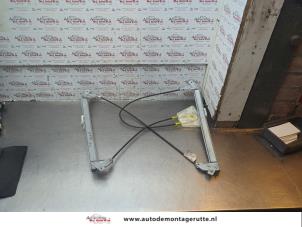 O189634 Gebruikte ruitmechaniek 2deurs rechts-voor Audi A3