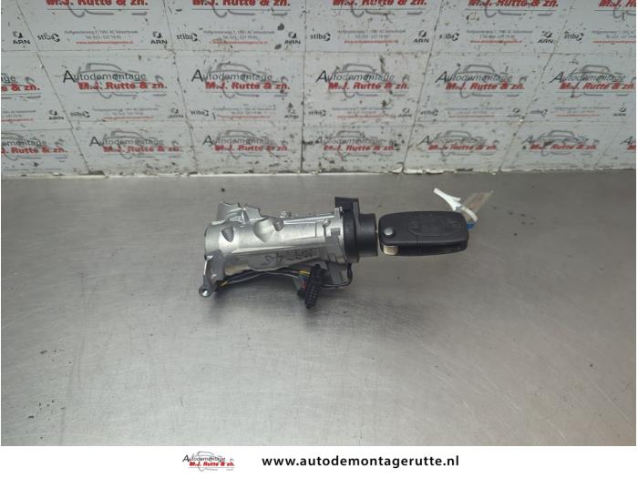 Gebruikte Sleutel+Contactslot Audi A3 O189636