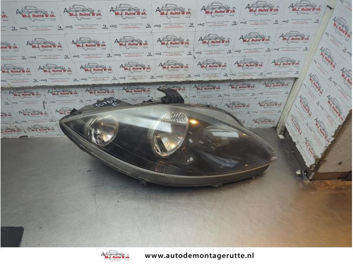 Gebruikte Koplamp rechts Seat Altea O189642