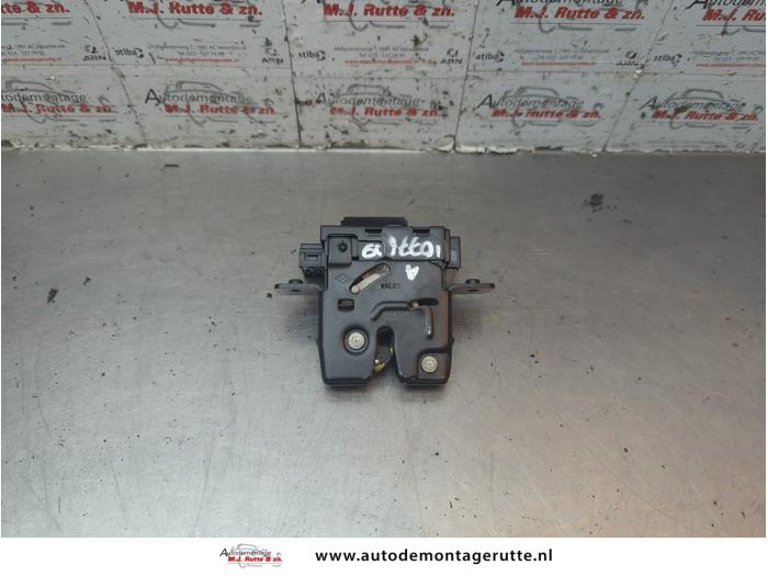 Gebruikte Achterklep Slotmechaniek Nissan Micra O189647