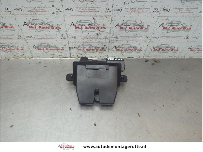 Gebruikte Slotmechaniek Achterklep Ford Fiesta O189684